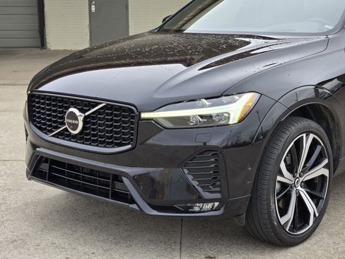 Used 2023 Volvo XC60 B5 Ultimate w/ Climate Package image 13