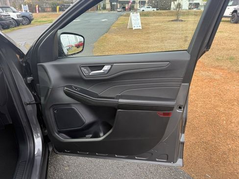 Used 2024 Ford Escape Active w/ Tech Pack #2 image 29
