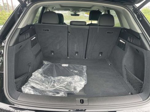 Used 2022 Audi Q5 2.0T Premium w/ Convenience Package AWD/4WD image 10