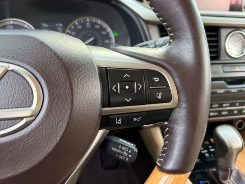 Used 2019 Lexus RX 350L AWD image 19