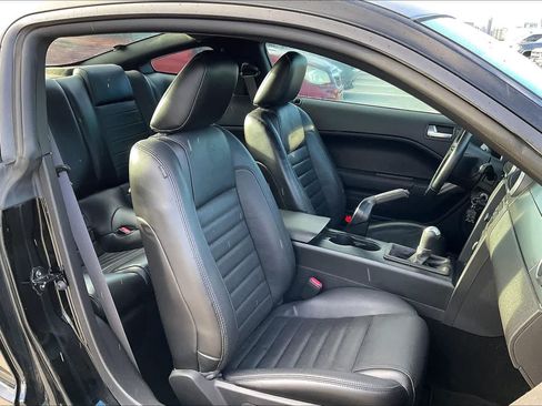 Used 2007 Ford Mustang Shelby GT500 RWD image 12