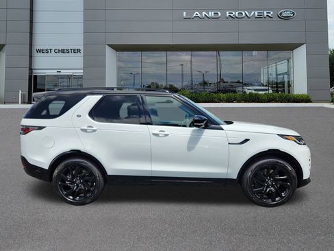 Used 2025 Land Rover Discovery Dynamic SE image 4