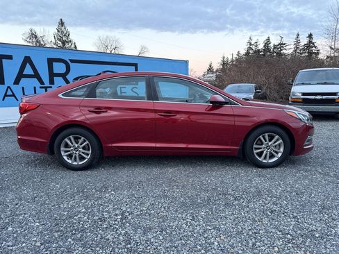 Used 2015 Hyundai Sonata SE FWD image 3