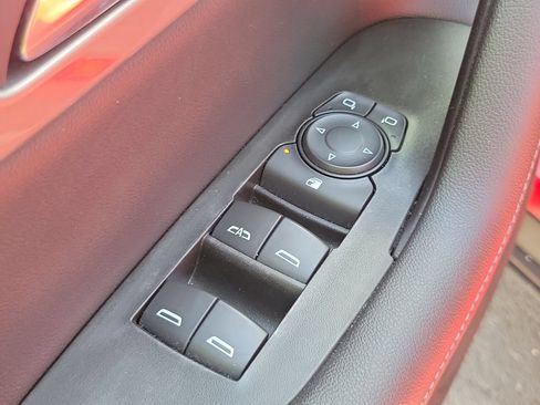 Used 2020 Chevrolet Blazer LT FWD image 20