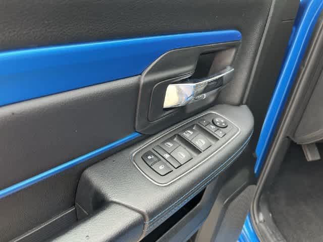 Used 2018 RAM 1500 Sport w/ Hydro Blue Sport Package AWD/4WD image 32