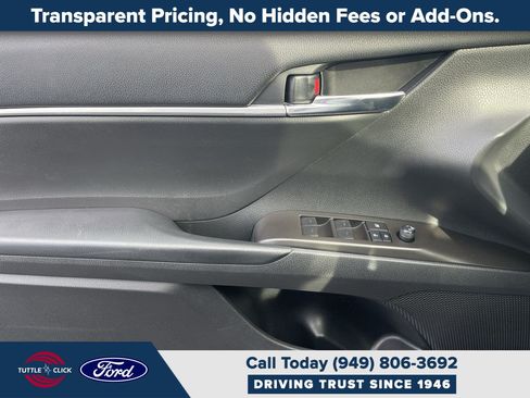Used 2022 Toyota Camry SE w/ Carpet Mat Package (TMS) FWD image 27