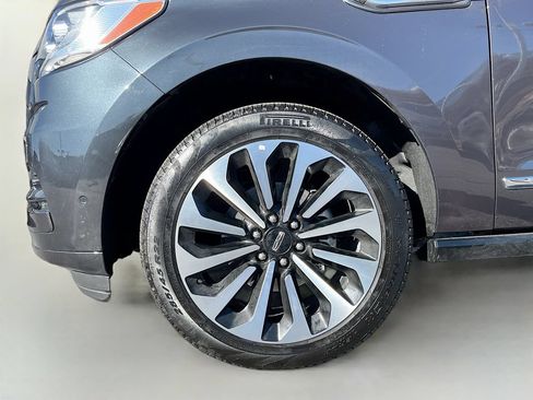 Used 2024 Lincoln Navigator Reserve AWD/4WD image 35