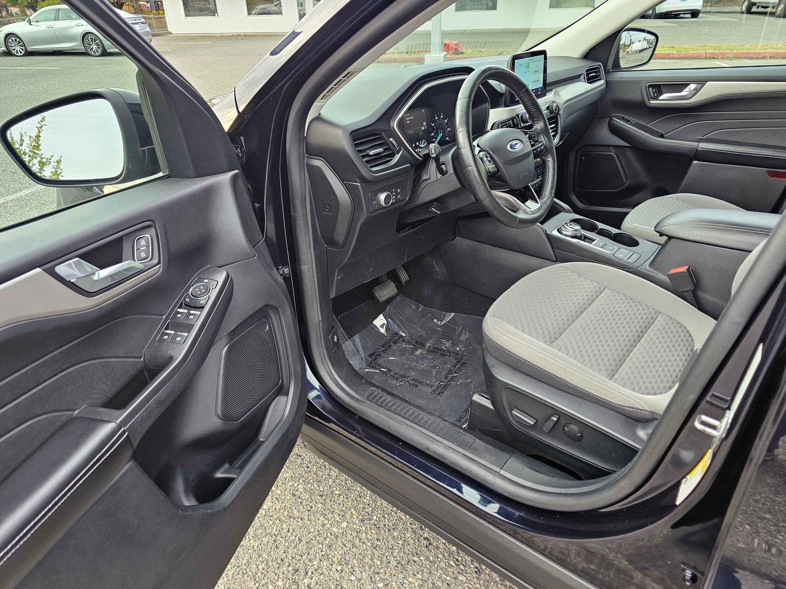 Certified 2021 Ford Escape SE w/ SE Sport Appearance Package FWD image 19