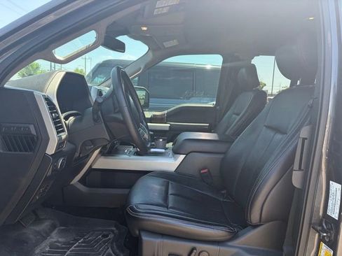 Used 2019 Ford F150 Lariat AWD/4WD image 3