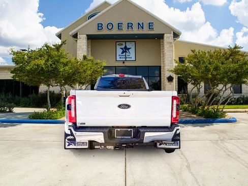 Used 2025 Ford F350 Lariat w/ Lariat Ultimate Package image 4