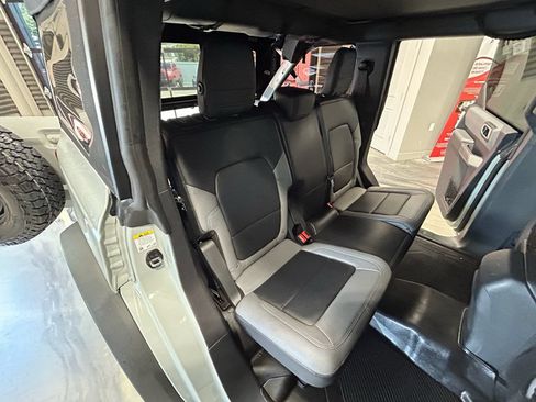Used 2022 Ford Bronco Black Diamond AWD/4WD image 5