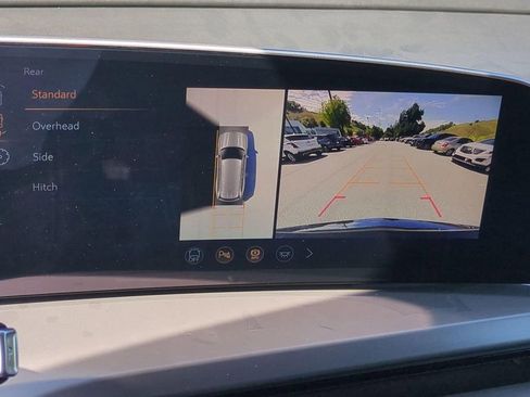 New 2026 Cadillac Vistiq Sport w/ LPO, Floor Liner Package AWD/4WD image 10