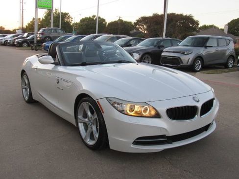 Used 2013 BMW Z4 sDrive28i image 6