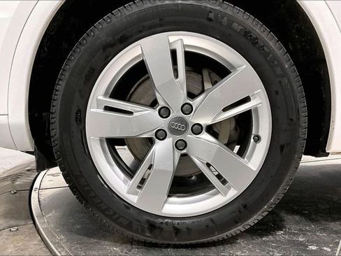 Used 2018 Audi Q5 2.0T Premium Plus w/ Premium Plus Package image 8