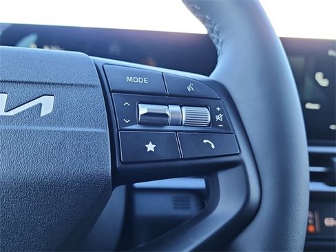 New 2026 Kia Sportage EX image 23