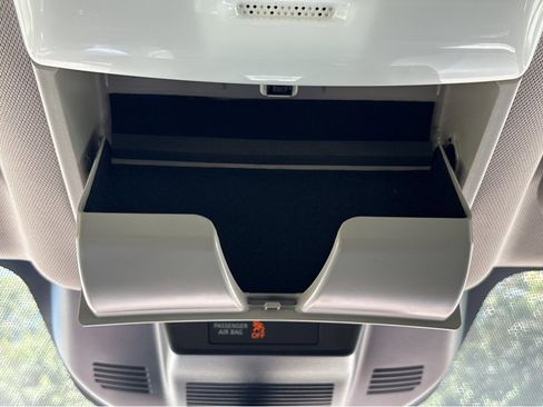 Certified 2023 Nissan Rogue SV AWD/4WD image 26