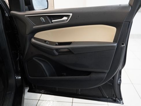 Used 2019 Ford Edge SEL w/ Equipment Group 201A image 32