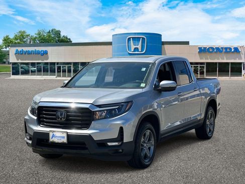 Certified 2023 Honda Ridgeline RTL image 2