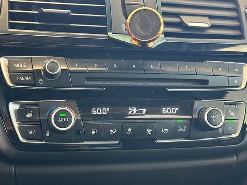 Used 2016 BMW M4 Convertible RWD image 17