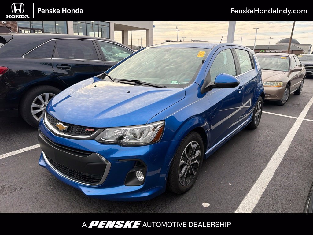 Used 2017 Chevrolet Sonic LT w/ Convenience Package FWD image 1