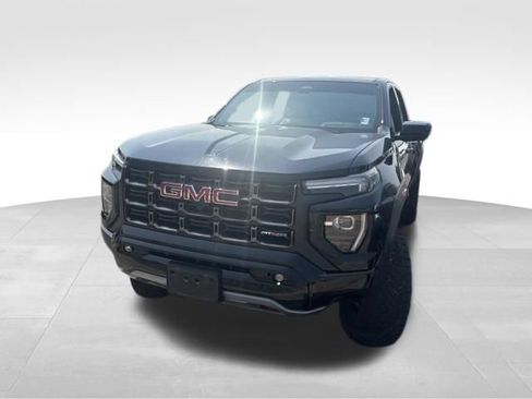 Used 2023 GMC Canyon AT4X AWD/4WD image 13