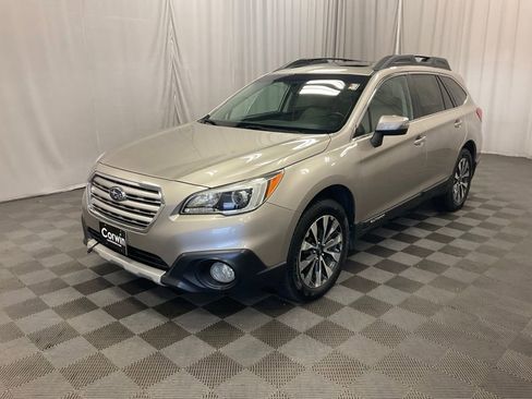 Used 2015 Subaru Outback 2.5i Limited AWD/4WD image 4
