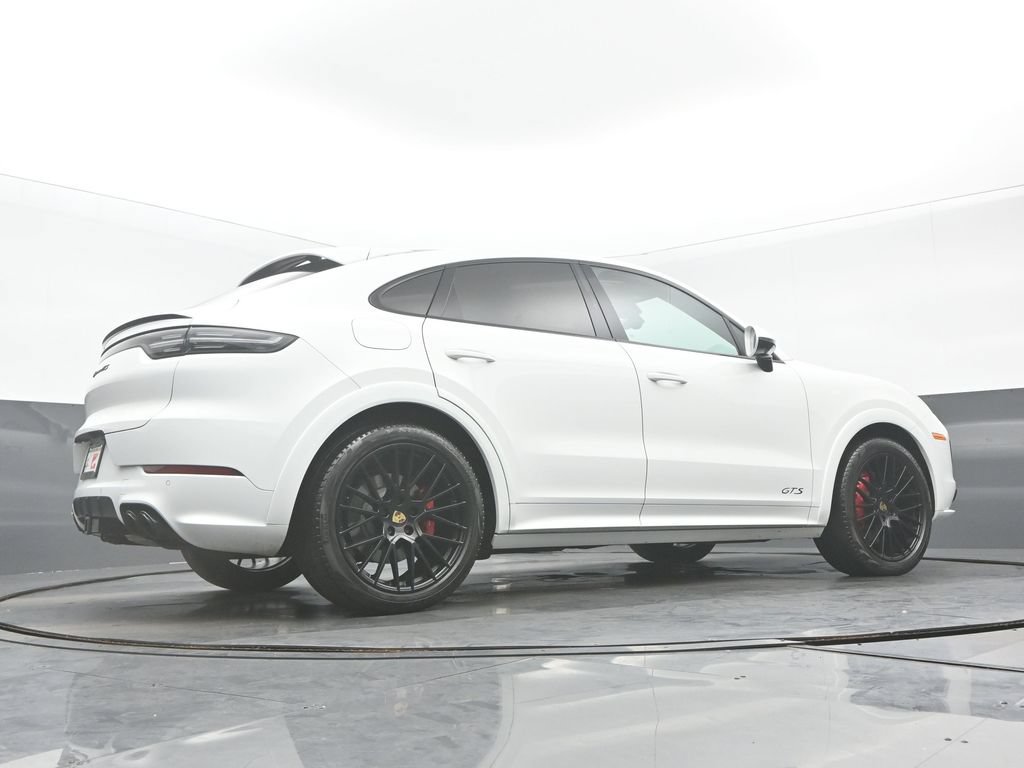 Used 2021 Porsche Cayenne GTS AWD/4WD image 35