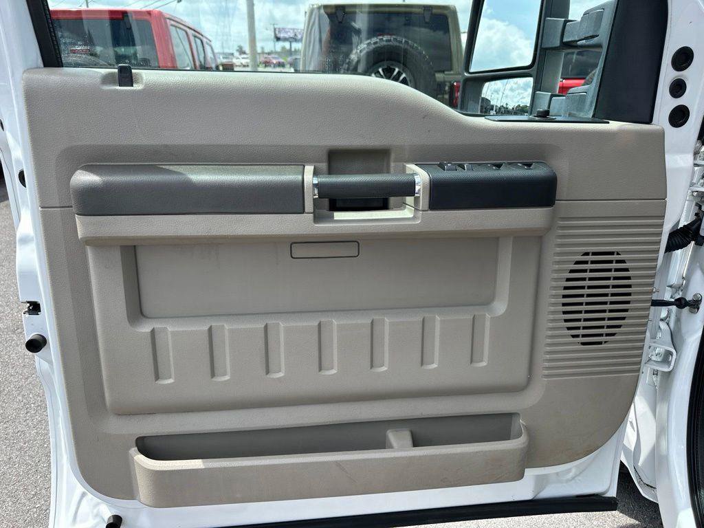 Used 2008 Ford F350 XL RWD image 25