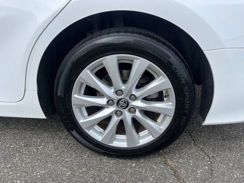 Used 2019 Toyota Camry LE image 24