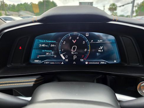 Used 2023 Chevrolet Corvette Stingray Preferred Conv w/ Battery Protection Package RWD image 16