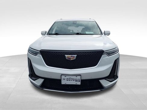 Used 2021 Cadillac XT6 Sport w/ Platinum Package AWD/4WD image 8