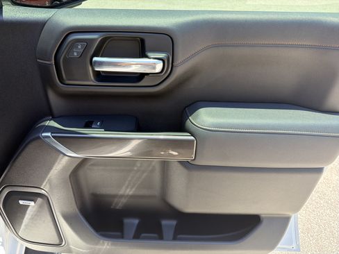 Used 2022 GMC Sierra 1500 AT4 w/ AT4 Premium Package AWD/4WD image 15