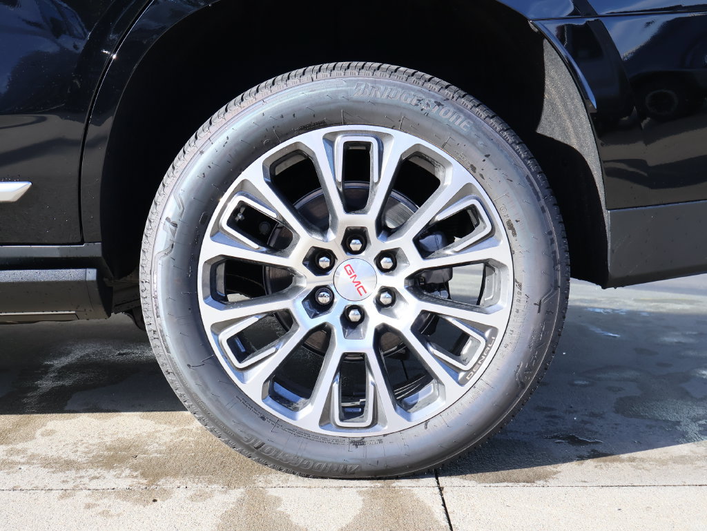 New 2026 GMC Yukon Denali w/ Denali Reserve Package AWD/4WD image 50
