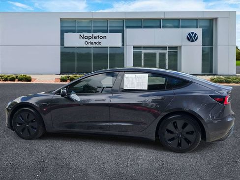 Used 2024 Tesla Model Y Long Range AWD/4WD image 38