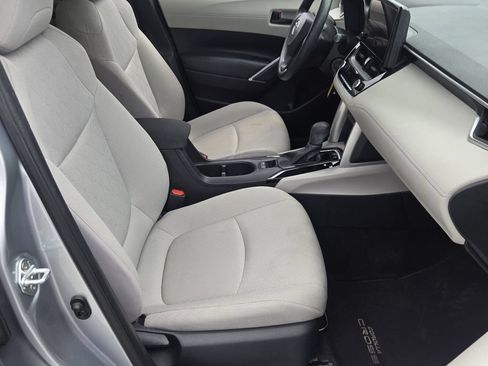 Used 2023 Toyota Corolla Cross L FWD image 15