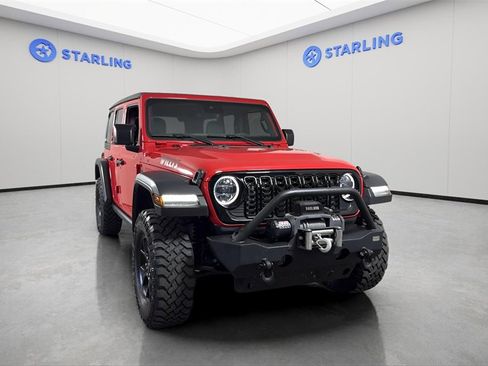 Used 2024 Jeep Wrangler Willys image 14