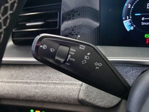 New 2026 Volkswagen Tiguan S image 26