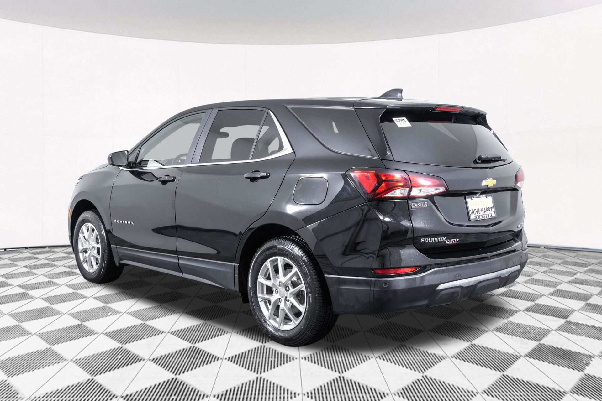 Used 2024 Chevrolet Equinox LT AWD/4WD image 16