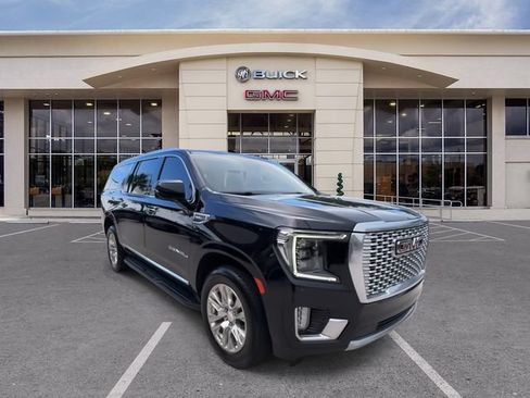 Used 2021 GMC Yukon XL Denali RWD image 3