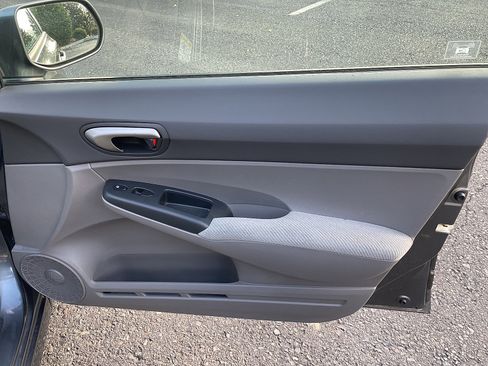 Used 2011 Honda Civic LX image 35