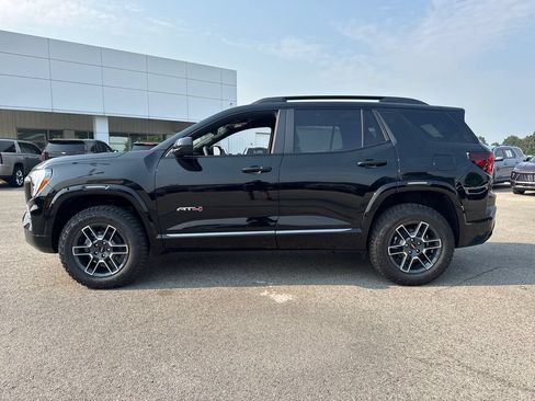 New 2027 GMC Terrain AT4 w/ Convenience Package III AWD/4WD image 3