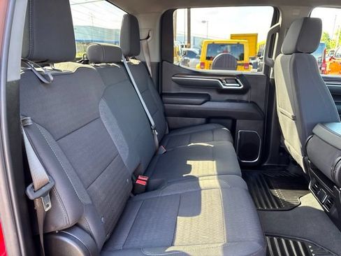 Used 2025 Chevrolet Silverado 1500 LT w/ Work Truck Package AWD/4WD image 32
