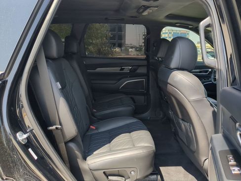 Certified 2024 Kia Telluride SX Prestige X-Line AWD/4WD image 28
