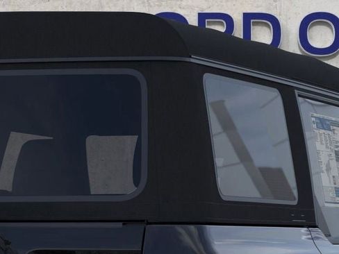 New 2025 Ford Bronco Badlands image 25