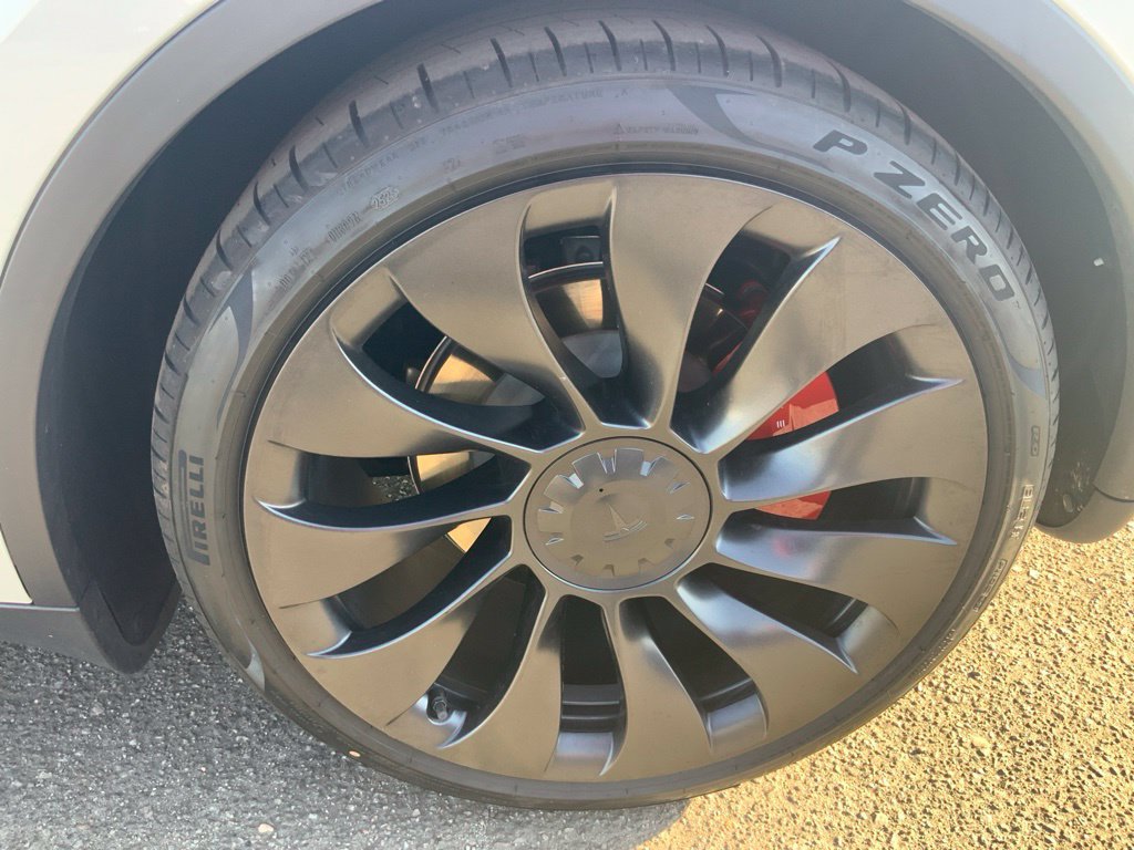 Used 2022 Tesla Model Y Performance AWD/4WD image 11