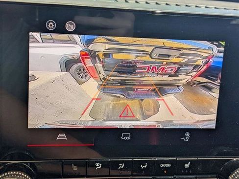 New 2025 GMC Canyon AT4 w/ Off-Road Front Bumper Package AWD/4WD image 13