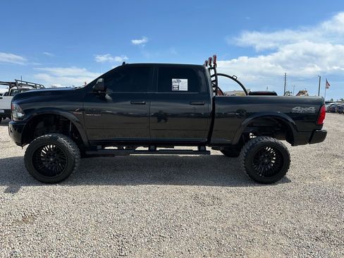 Used 2017 RAM 2500 Big Horn w/ Sport Appearance Group AWD/4WD image 6
