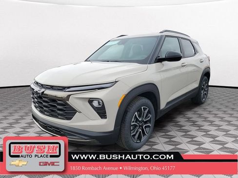 New 2026 Chevrolet TrailBlazer ACTIV w/ Convenience Package FWD image 2