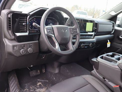 New 2026 Chevrolet Silverado 3500 LT w/ Trail Boss Package image 4