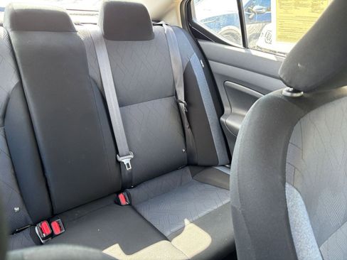 Used 2025 Nissan Versa SV image 37